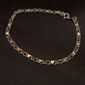 Pretty gold bracelet 💛